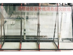 What problems should we pay attention to when building fireproof glass doors in shopping malls?